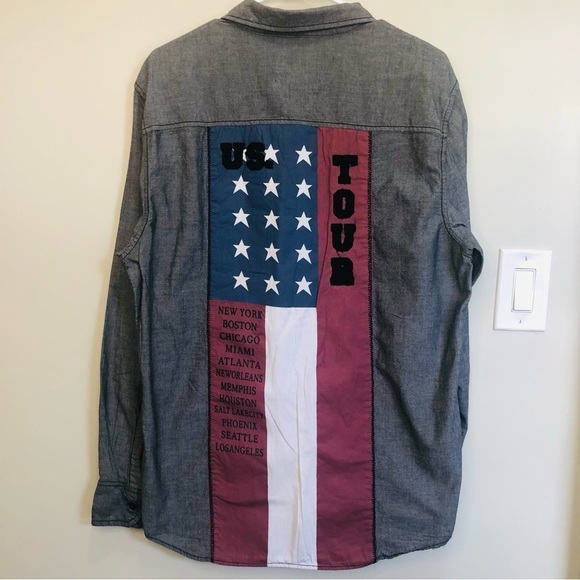 Authentic Icon Other - Authentic Icon Men’s button down grey denim long sleeve shirt, size Large